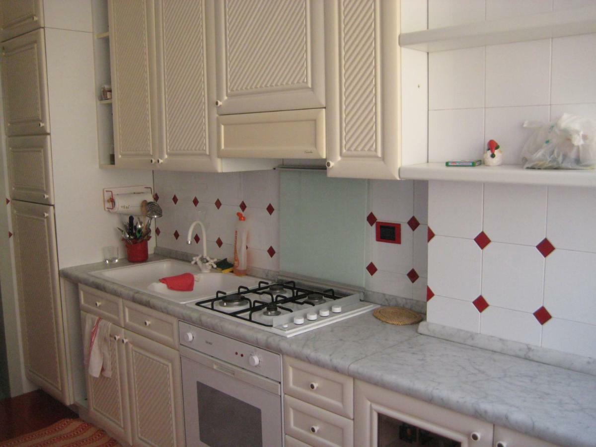 Appartement A' Moglie Del Comandante à Gaète Extérieur photo